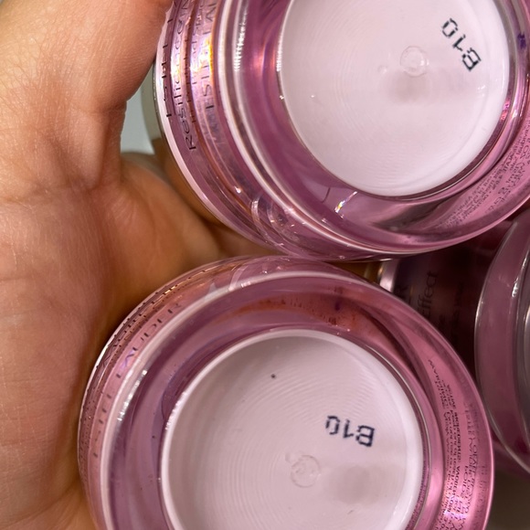 3 X Estée Lauder resilience multi effect
Estée Lauder bundle
.5 oz each X 3 - Picture 2 of 3